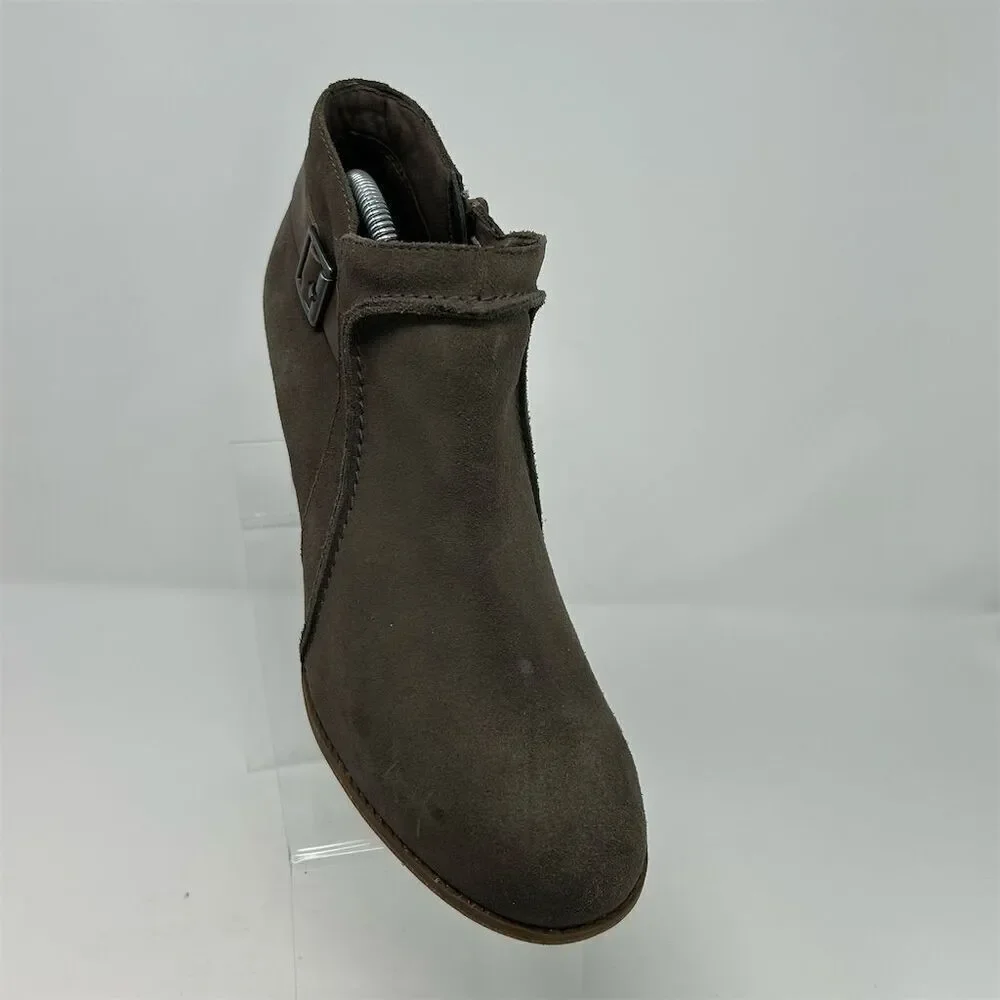 Clarks Gray Taupe Suede Heeled Ankle Boots Size 12 Casual Booties Fall Comfort